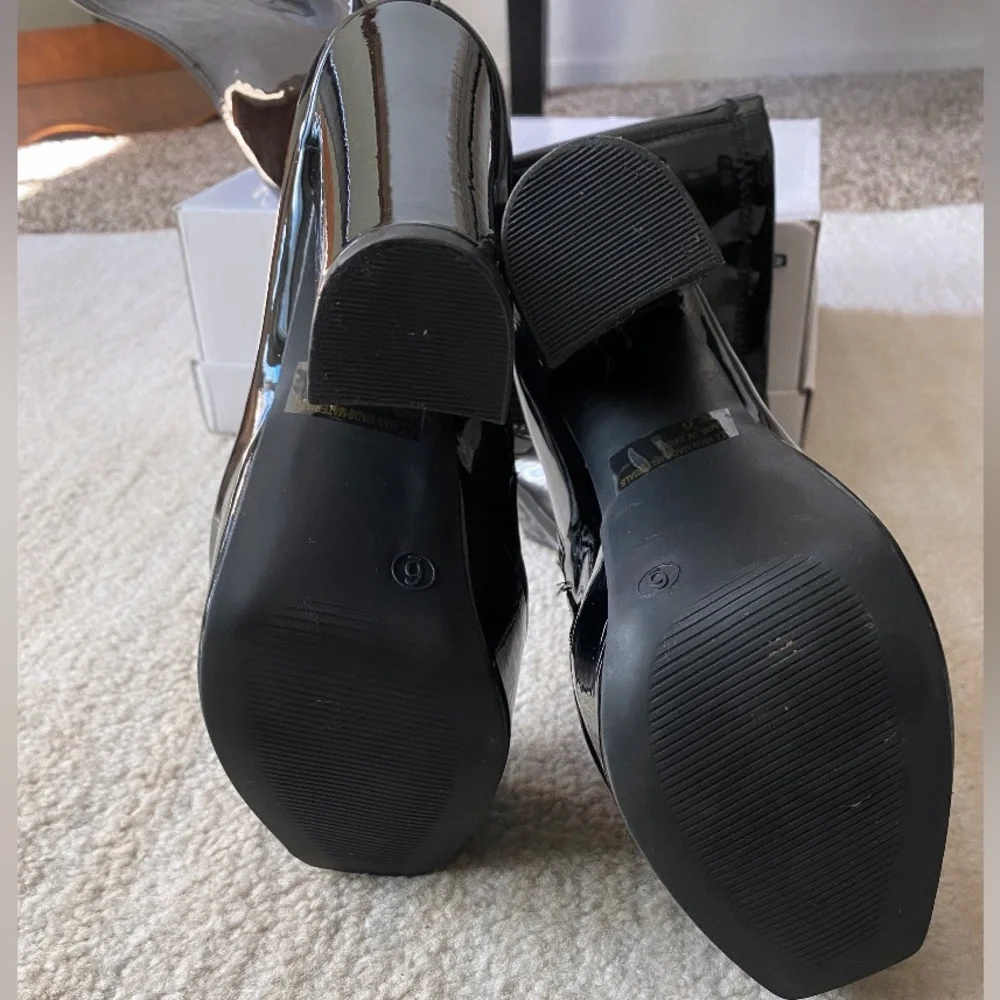 Knee High FashionNova Platform Boots - Picture 4 of 6